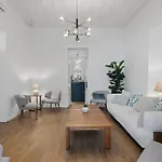 ホテル Warner Boutique Hotel-adults Only