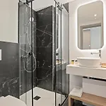 Warner Boutique Hotel-adults Only * ラルナカ