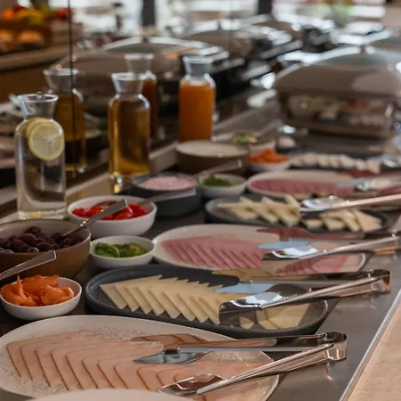 מלון Warner Boutique Hotel-adults Only לרנקה