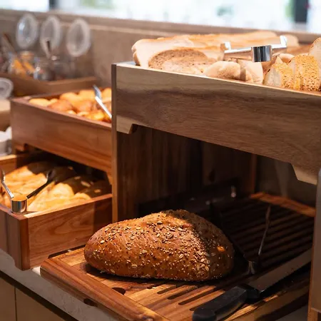 Warner Boutique Hotel-adults Only מלון לרנקה