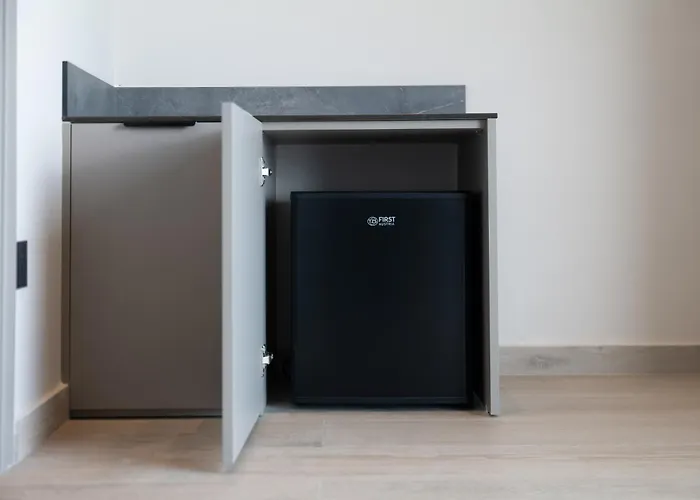 Warner Boutique Hotel-adults Only 酒店 *