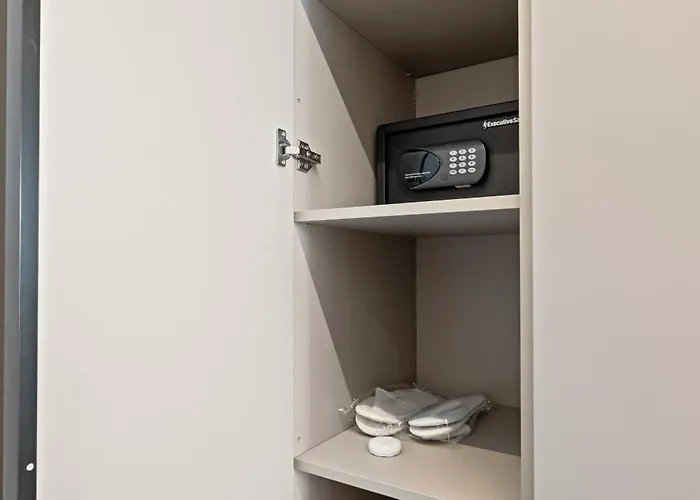 Warner Boutique Hotel-adults Only 拉纳卡